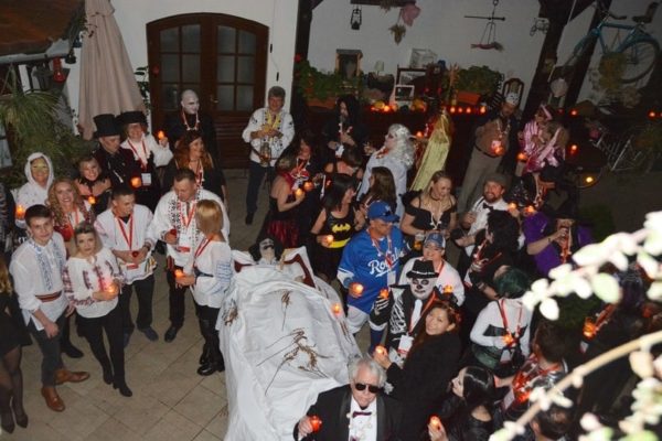 dracula-tours-halloween-party